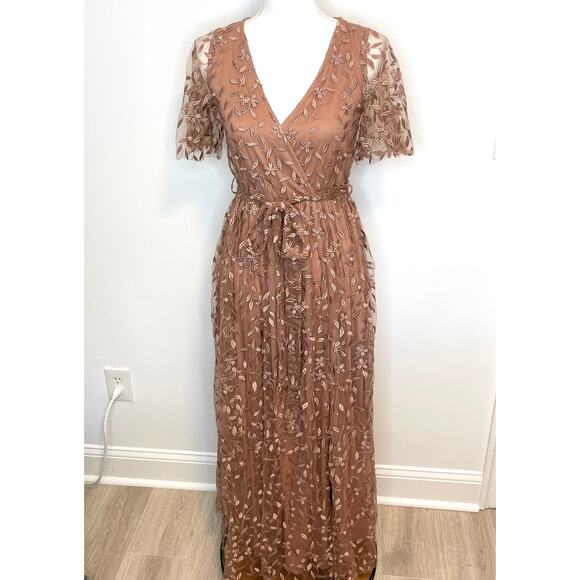 Baltic Born Marseille Vine Embossed Maxi Dress In Nude Rose Size XS - Picture 4 of 16